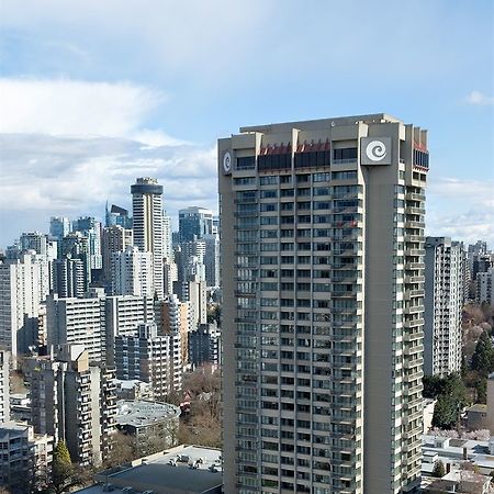 Coast Plaza Hotel And Suites Vancouver Zewnętrze zdjęcie