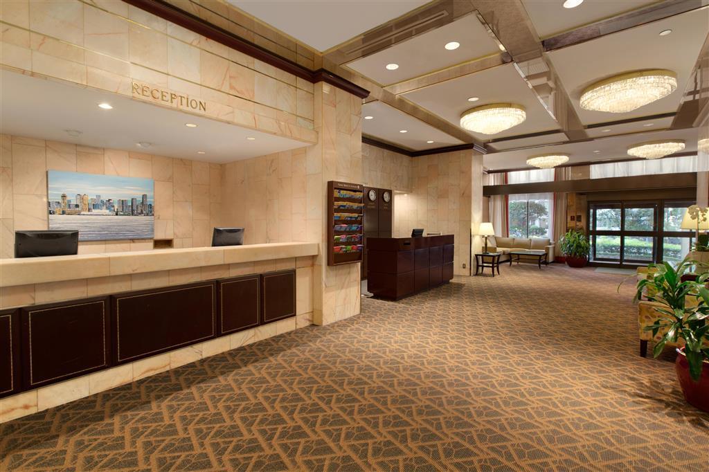 Coast Plaza Hotel And Suites Vancouver Wnętrze zdjęcie