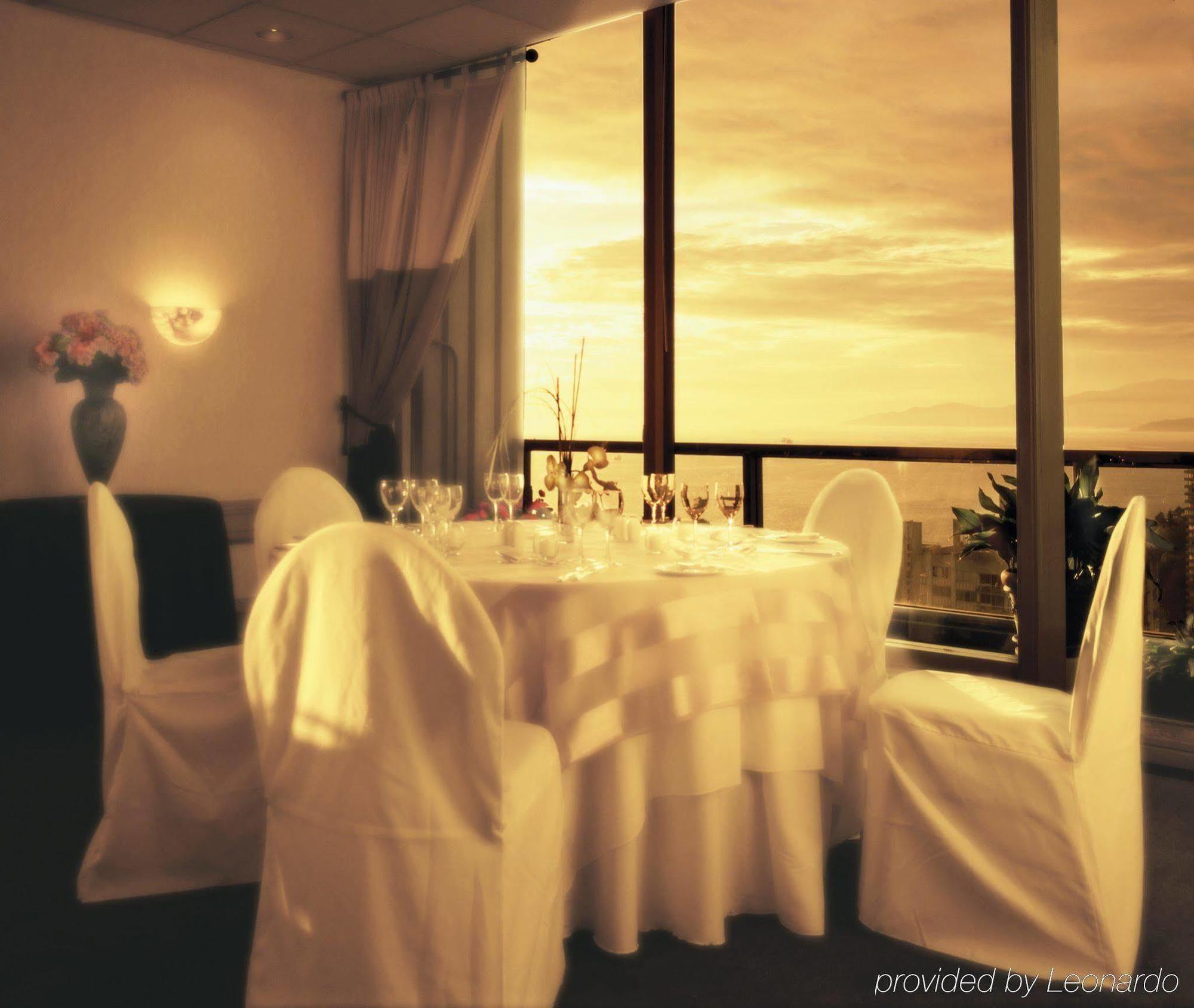 Coast Plaza Hotel And Suites Vancouver Restauracja zdjęcie